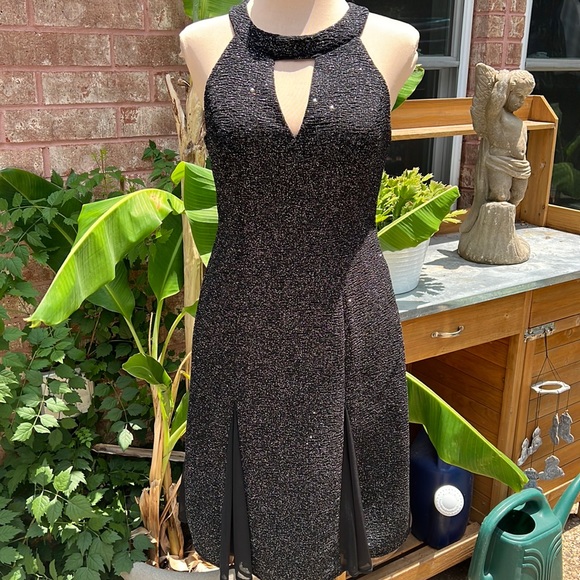 Nightway Collection Glitter Halter Cocktail Holiday Midi Dress EUC Size 6P - Picture 2 of 11